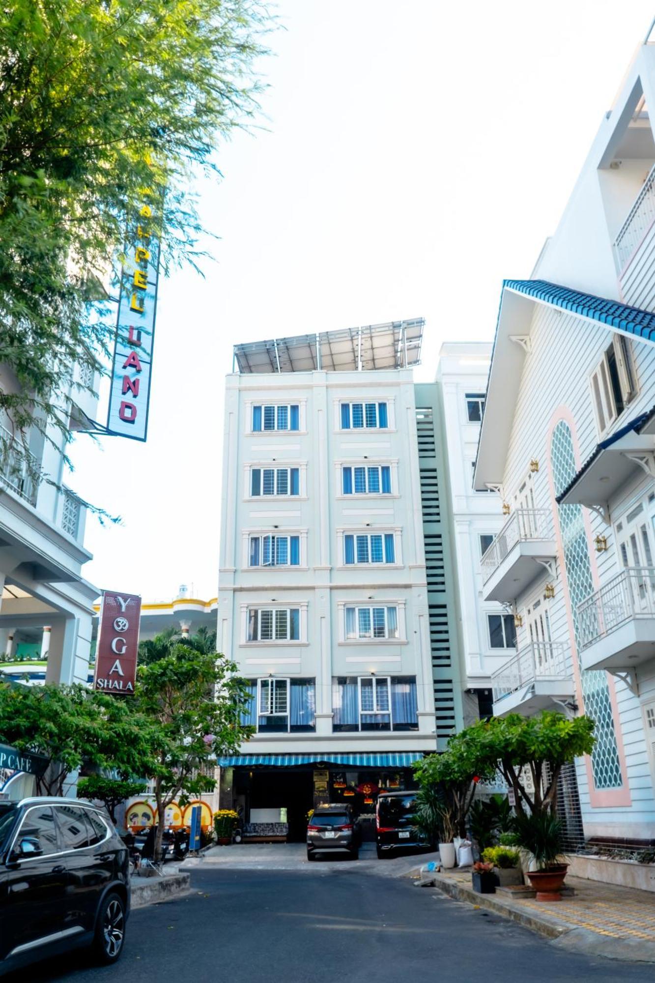Khách sạn Cat Phuc *